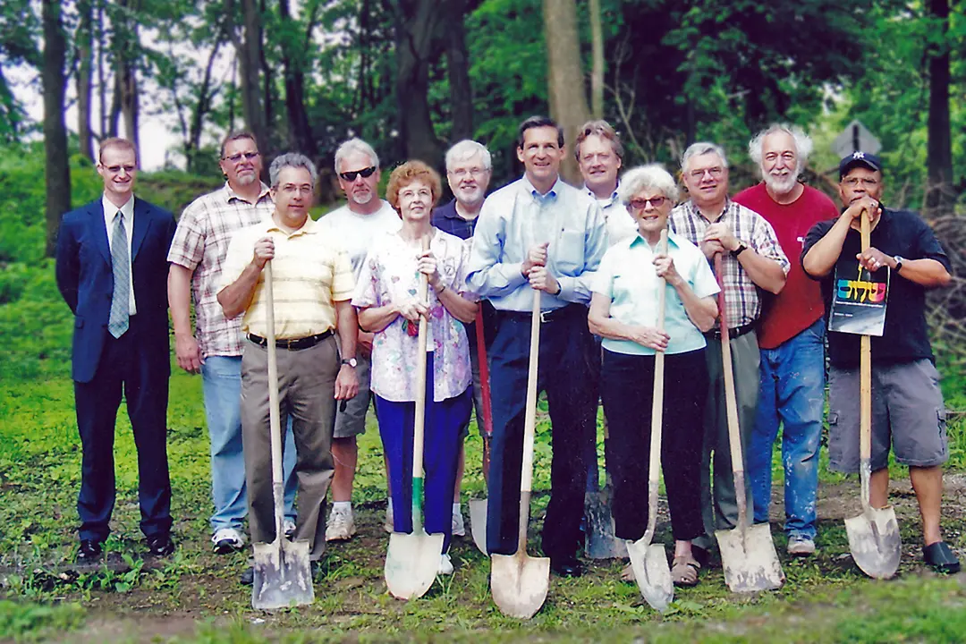 IMG_20170328_0003-2 People at a groundbreaking